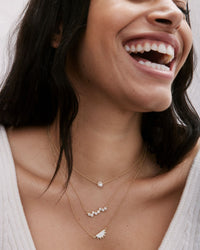 Mamá Necklace (Spanish)