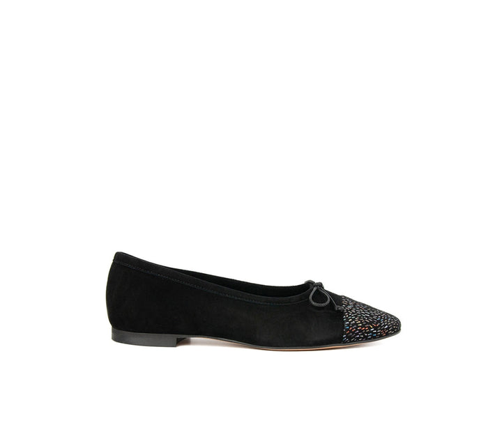 Handmade Menina Step Amelie Speckle shoes in neutral tones with speckled pattern, showcasing stylish footwear design.