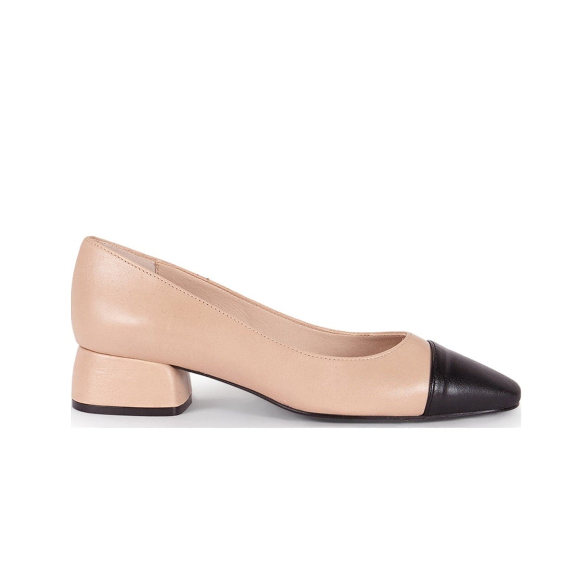 Berta Nude with Black Tip