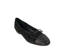 Handmade Menina Step Amelie Speckle shoes with colorful speckled pattern, stylish and comfortable footwear for women.