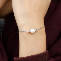7.4 Carat Freshwater Pearl Solitaire Bolo Bracelet