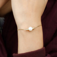7.4 Carat Freshwater Pearl Solitaire Bolo Bracelet