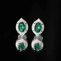 Certified 1.7 Carat Lab Grown Emerald Vintage Stud Earrings with Moissanite