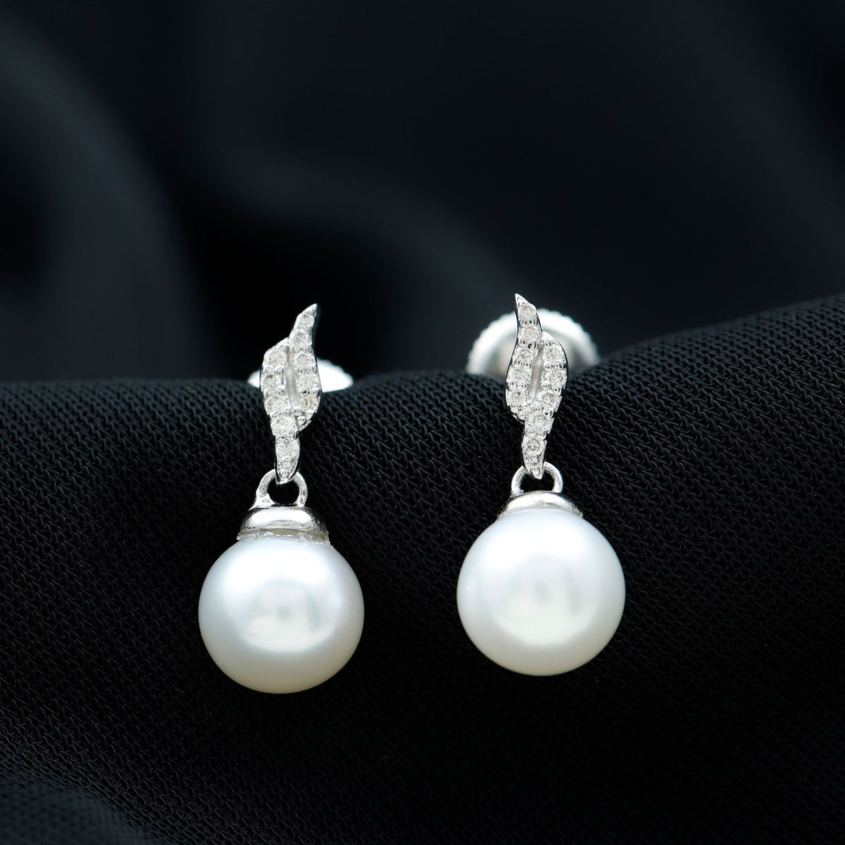 14.9 carat freshwater pearl and diamond drop earrings by Rosec Jewels with a certificate, featuring elegant pearl and sparkling diamonds.