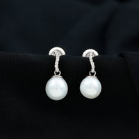 14 Carat Freshwater Pearl Drop Earrings with Diamond