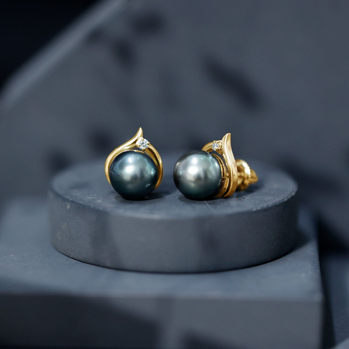 Cultured 16 Carat Tahitian Pearl Bridal Stud Earrings with Diamond