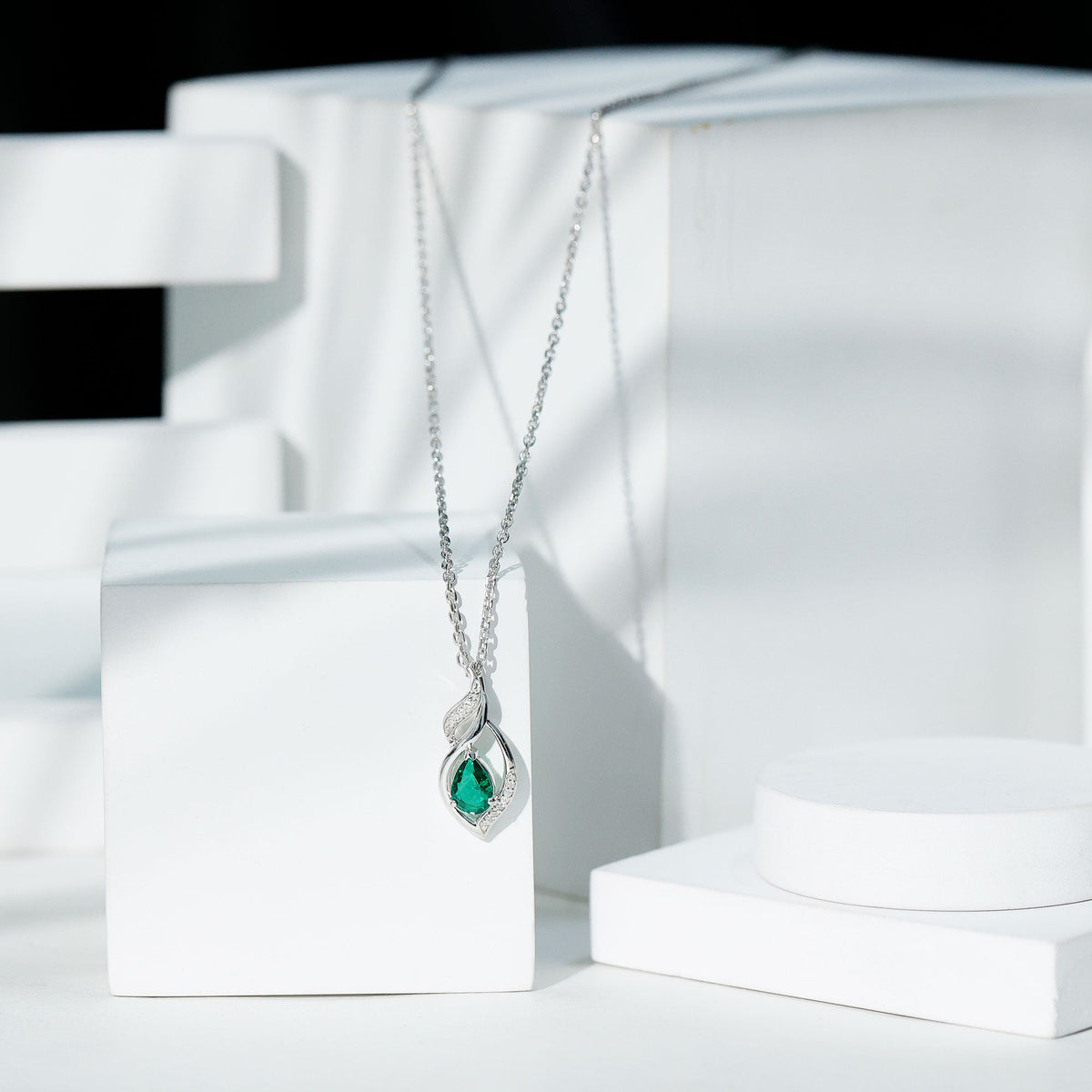 Nature Inspired 0.7 Carat Lab Grown Emerald Necklace with Silver Chain