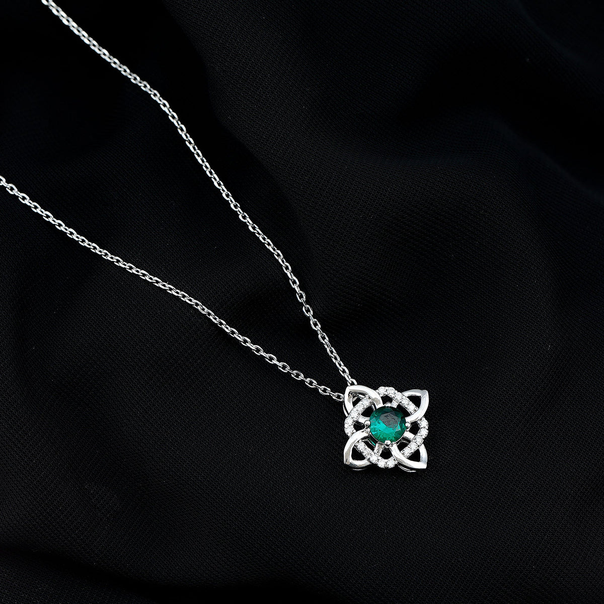 Lab Grown 0.8 Carat Emerald Floral Necklace in Silver