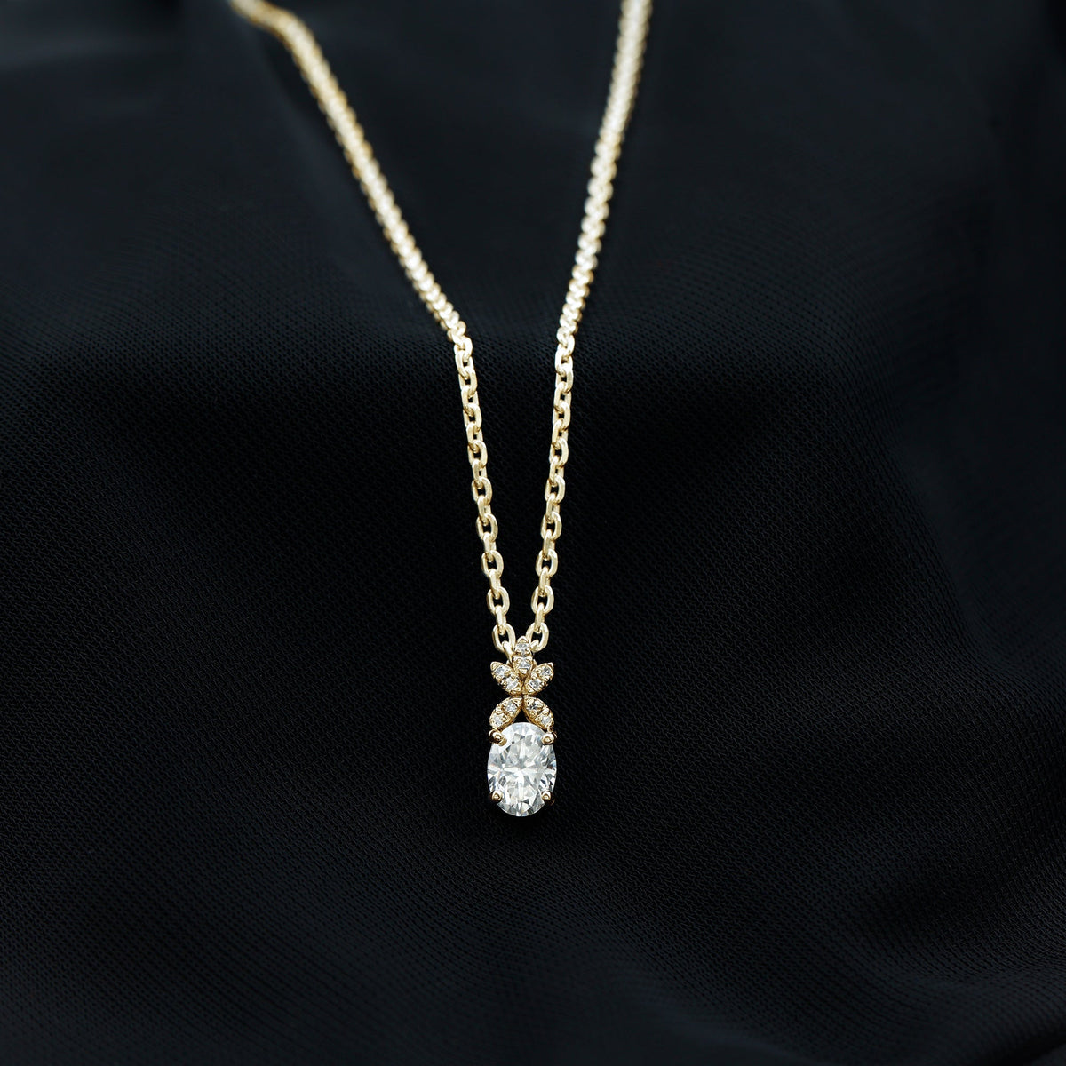 5X7 MM Oval Shaped Lab Grown Diamond Flower Pendant