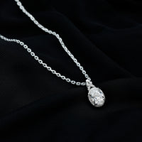 Lab Grown Diamond Vintage Style Pendant With Halo