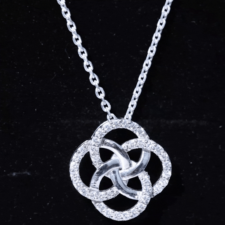 Yellow gold interlocking circle necklace with lab-grown diamond pendants by Rosec Jewels, showcasing elegant jewelry design.
