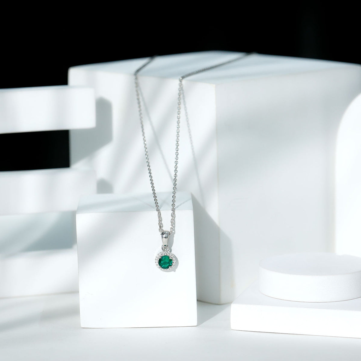0.8 Carat Lab Created Emerald and Moissanite Halo Necklace with Chain