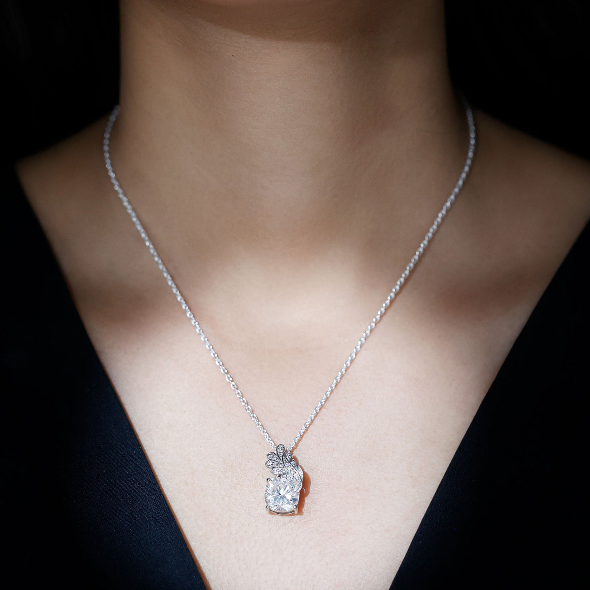 Nature Inspired 5.6 Carat Moissanite Designer Necklace for Wedding