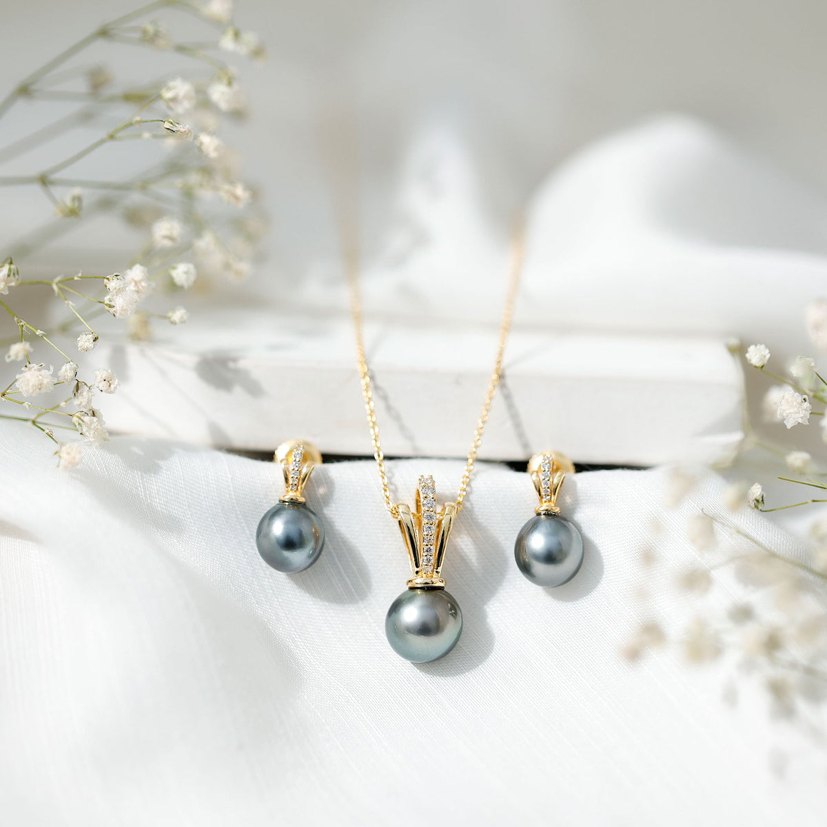 Genuine Tahitian Pearl and Diamond Drop Necklace Earrings Set