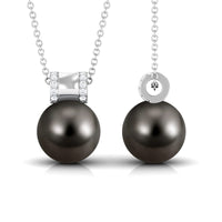 Elegant Tahitian Pearl Pendant with Diamond