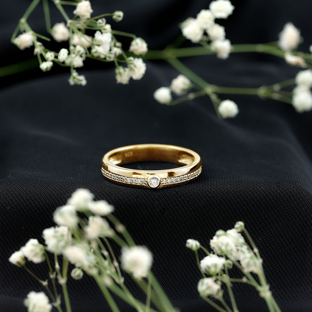 Unisex wedding band by Rosec Jewels featuring a bezel set diamond ring in a sleek, modern design.