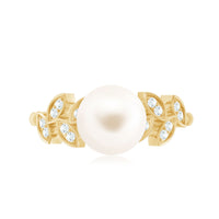 Freshwater Pearl Solitaire Engagement Ring with Diamond Leaf Shank