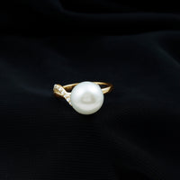Natural 8 Carat Freshwater Pearl Engagement Ring with Diamond
