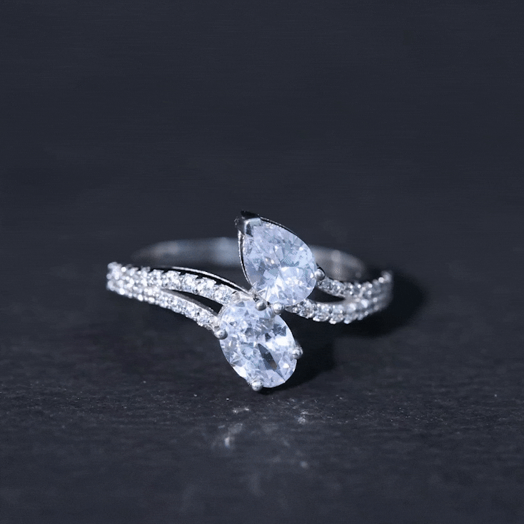 Yellow gold Toi Et Moi engagement ring featuring two lab-grown diamonds set in Rosec Jewels rings with elegant design.