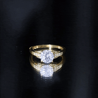 Brilliant Cut D-VS1 clarity Moissanite Engagement Ring for Women