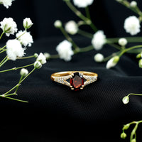 Natural 1.5 Carat Garnet Oval Engagement Ring with Diamond Split Shank