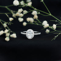 1.2 Carat Cubic Zirconia Oval Halo Engagement Ring for Women