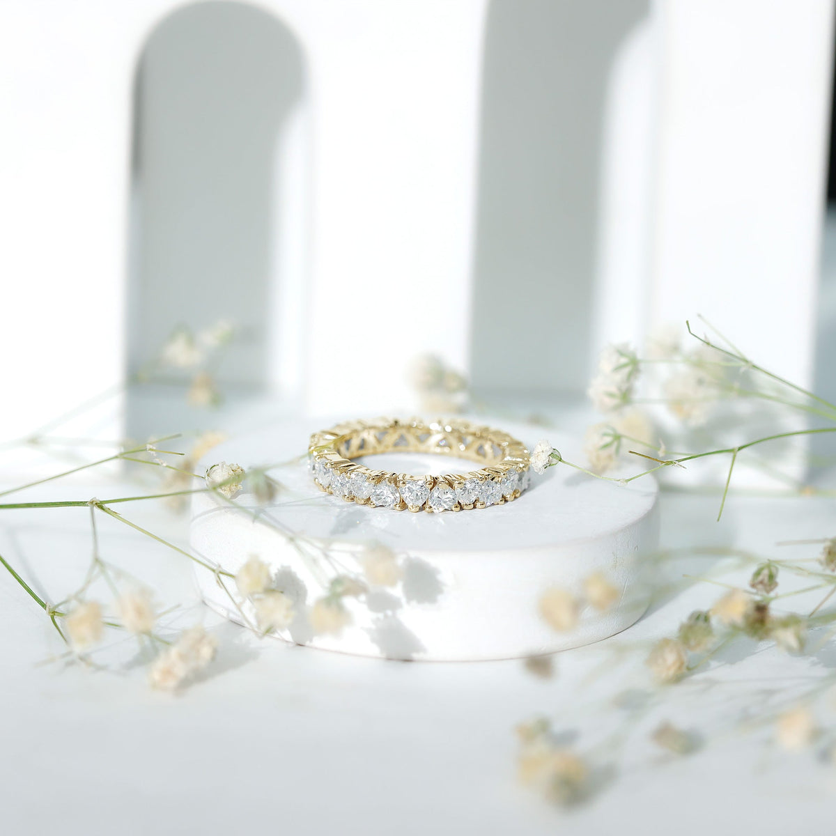 Claw Set Cubic Zirconia Heart Eternity Wedding Band Ring