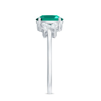 Certified 6X8 mm Lab Grown Emerald Oval Engagement Ring with Diamond