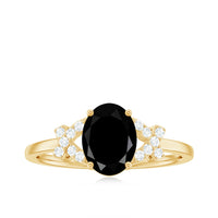 Solitaire Black Onyx Oval Engagement Ring in Split Shank