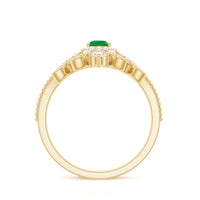 Vintage Looking Emerald Diamond Designer Engagement Wedding Ring Set