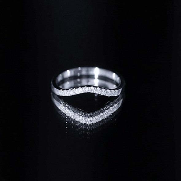 Yellow gold stackable ring with certified lab-grown diamonds, curved design, from Rosec Jewels' diamond rings collection.