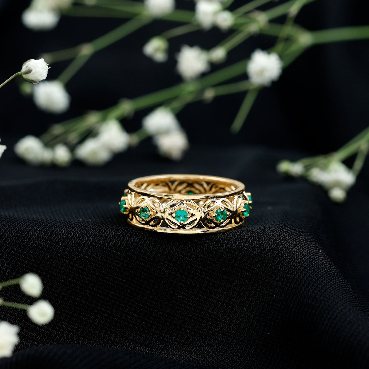 Vintage style lab-grown emerald wedding band for women, featuring intricate design and rose gold finish from Rosec Jewels.
