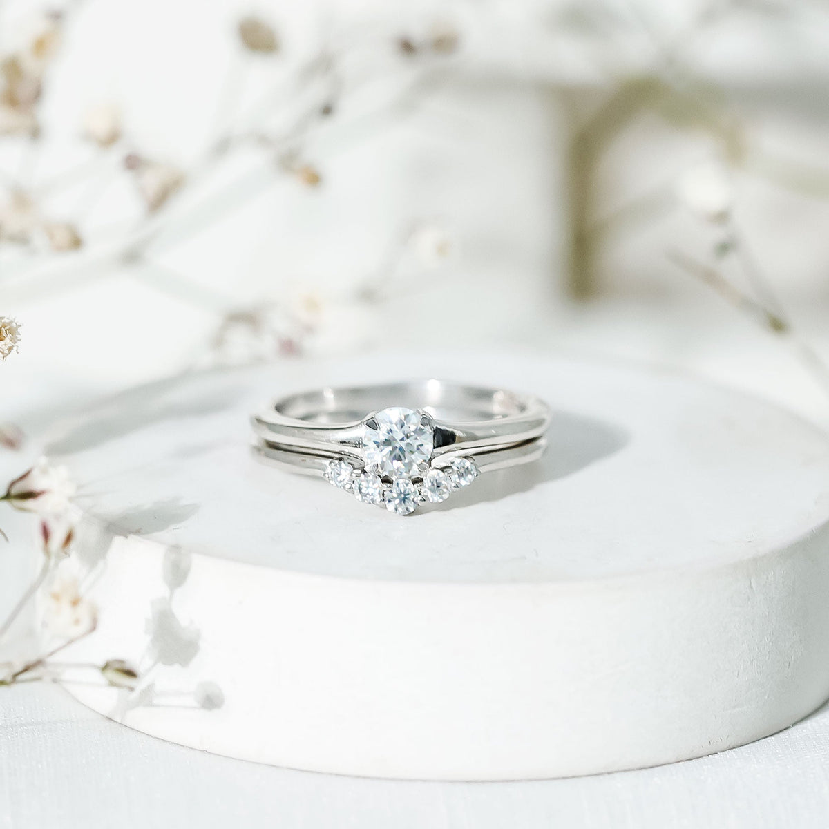 Lab Grown Diamond Minimal Engagement Ring With Enhancer