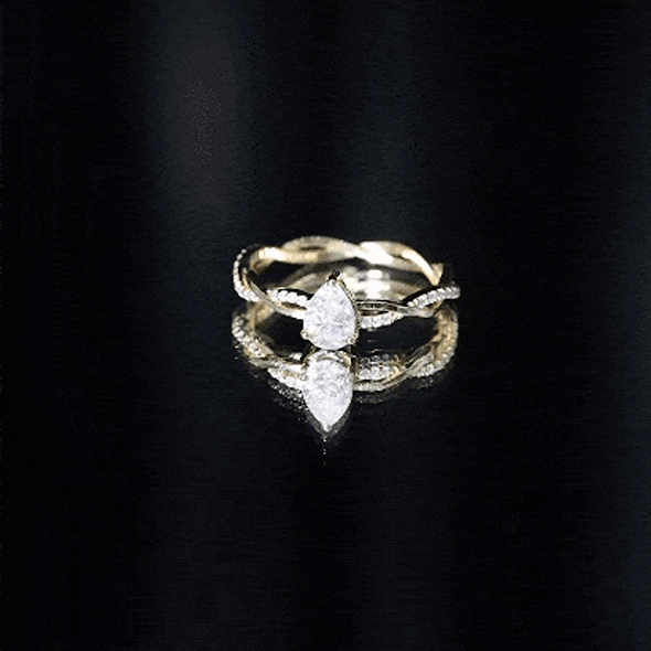 Pear-shaped lab grown diamond engagement ring in yellow gold, 5x7 mm size, from Rosec Jewels, showcasing elegant craftsmanship.