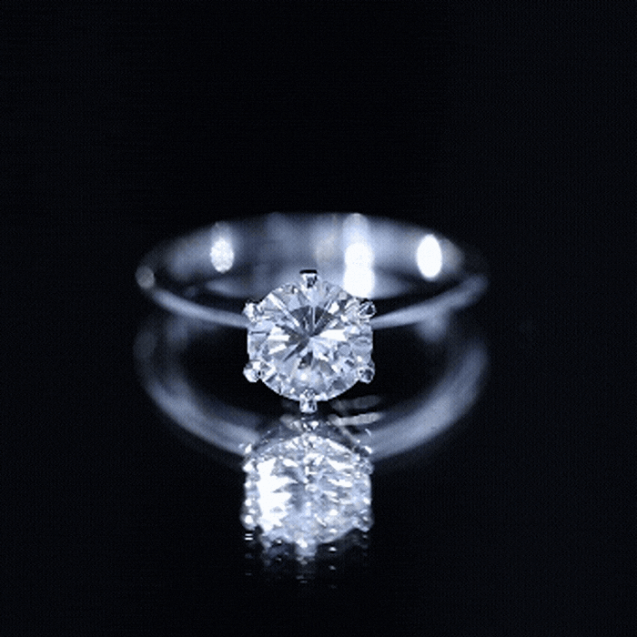 Yellow gold 2 carat lab-grown diamond engagement ring with six prongs by Rosec Jewels, showcasing the sparkling central diamond.