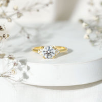 Classic Lab Diamond Circle Engagement Ring With Certificate