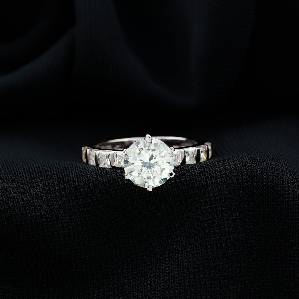 Certified Lab Diamond 8 mm Round Engagement Ring With 6 Prong