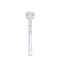 Round Brilliant Cut Moissanite Proposal Ring