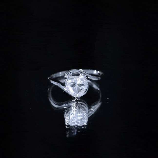 Yellow gold 2 carat lab-grown diamond heart-shaped engagement ring for women from Rosec Jewels, showcasing the sparkling design.