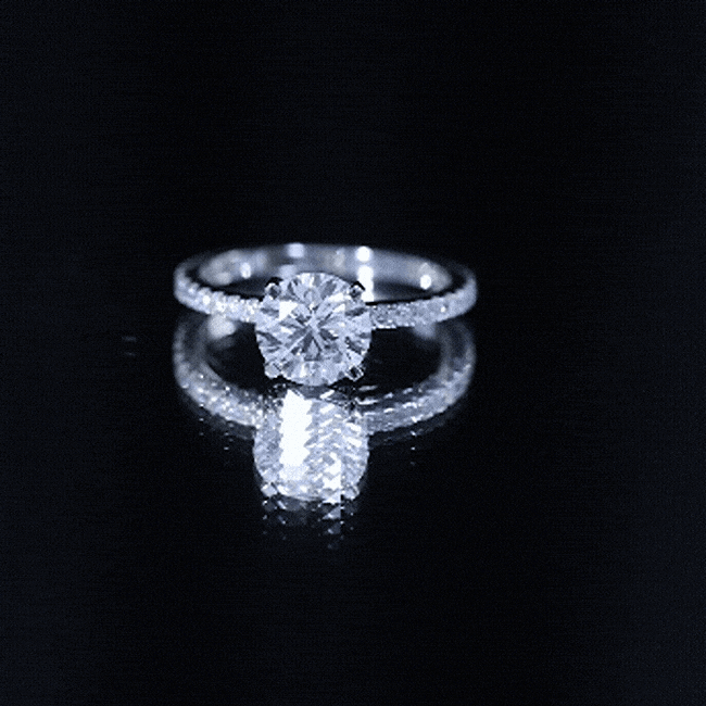 Brilliant cut 2 carat lab grown diamond solitaire engagement ring with yellow gold band from Rosec Jewels.