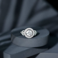Round Cut Diamond Antique Looking Engagement Ring