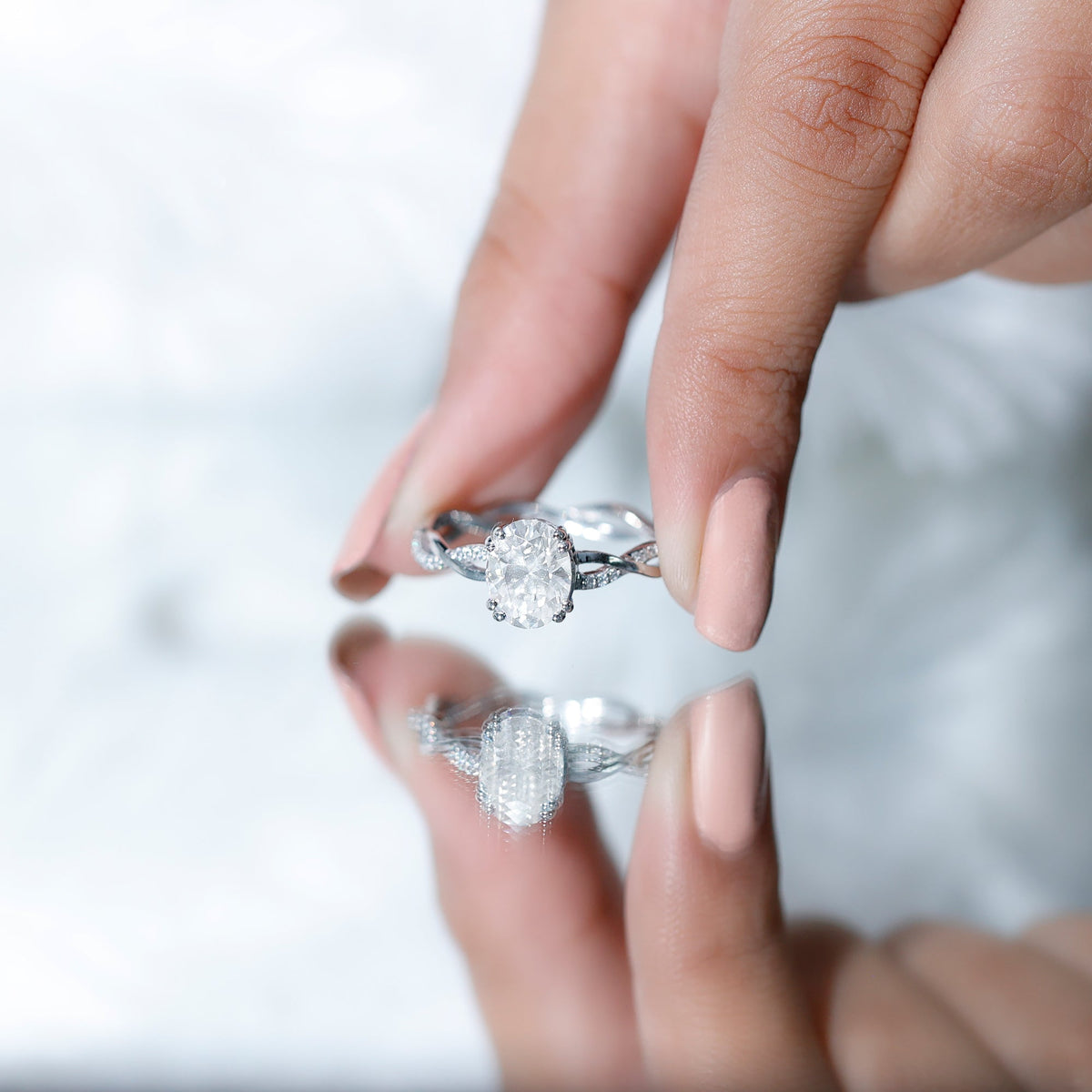 7X9 mm Lab Grown Diamond Oblong Engagement Ring