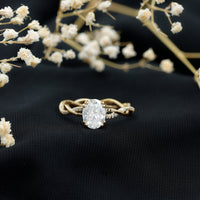 7X9 mm Lab Grown Diamond Oblong Engagement Ring
