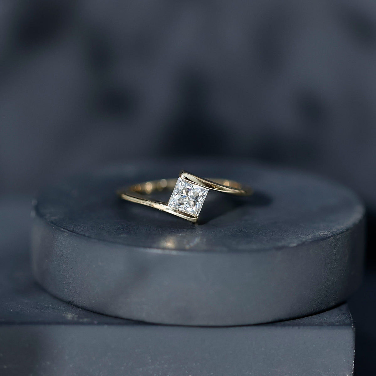 5 mm Princess Cut Lab Grown Diamond Ring With Tension Setting