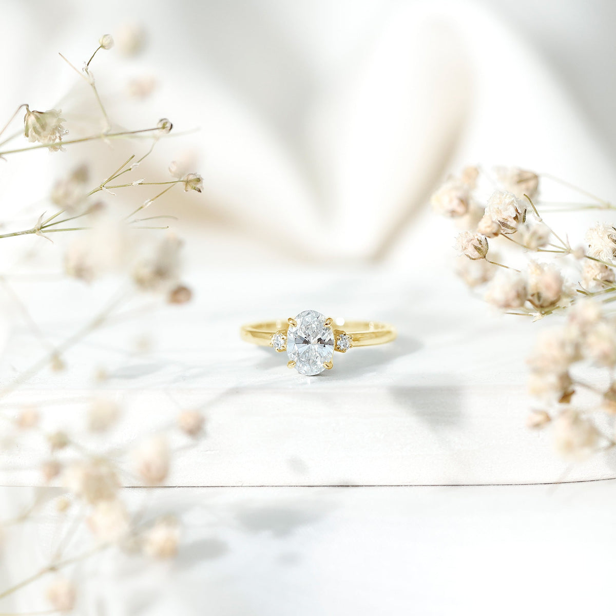 Certified 1 Carat Oval Lab Grown Diamond Engagement Ring for Women