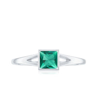 5mm Princess Cut Lab Grown Emerald Solitaire Ring with Split Shank