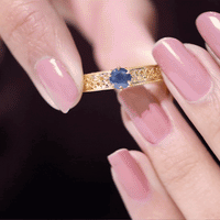 Vintage Inspired 0.9 Carat Blue Sapphire Filigree Engagement Ring for Women