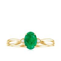 5X7 mm Oval Cut Emerald Vintage Engagement Ring with Diamond