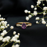 1 Carat Amethyst Oval Engagement Ring with Diamond