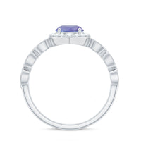 Real 0.54 Carat Tanzanite Vintage Engagement Ring with Diamond